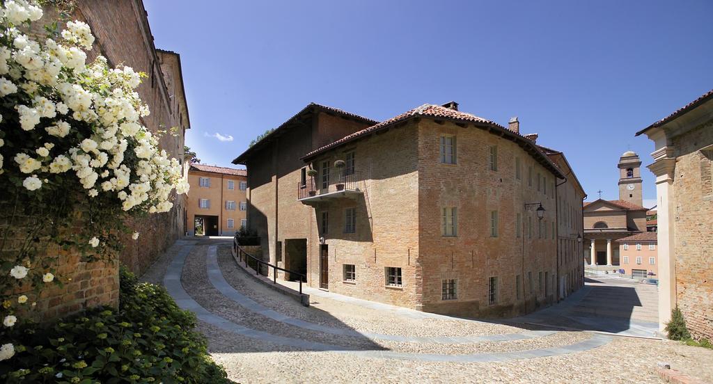 Marchesi Alfieri - Cantine E Ospitalita San Martino Alfieri Eksteriør bilde