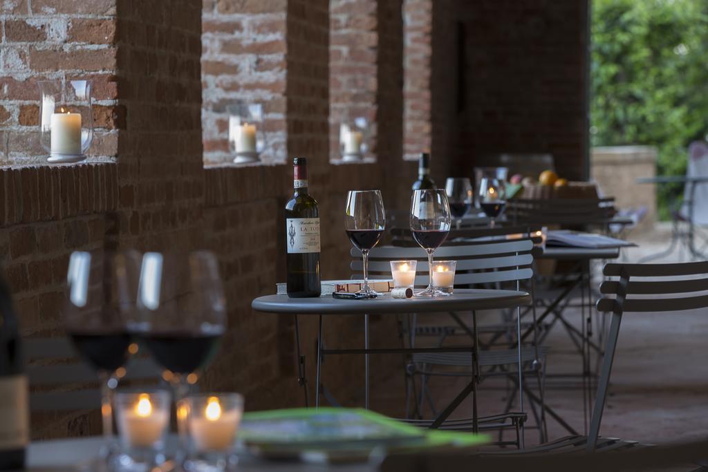 Marchesi Alfieri - Cantine E Ospitalita San Martino Alfieri Eksteriør bilde