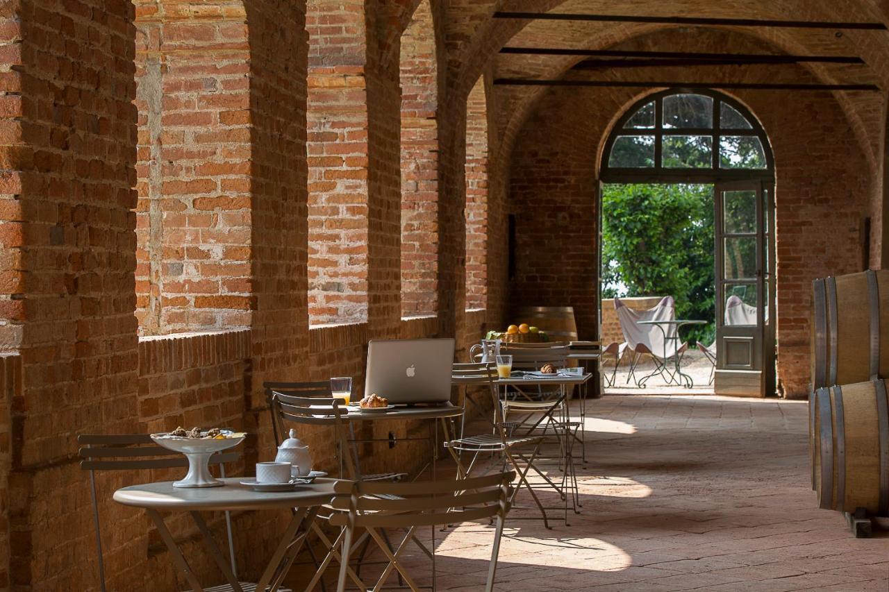 Marchesi Alfieri - Cantine E Ospitalita San Martino Alfieri Eksteriør bilde